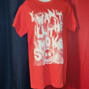 I want all the smoke graphic T-shirt red size Small, got it brand